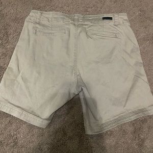 Khaki Cutt from the cloth